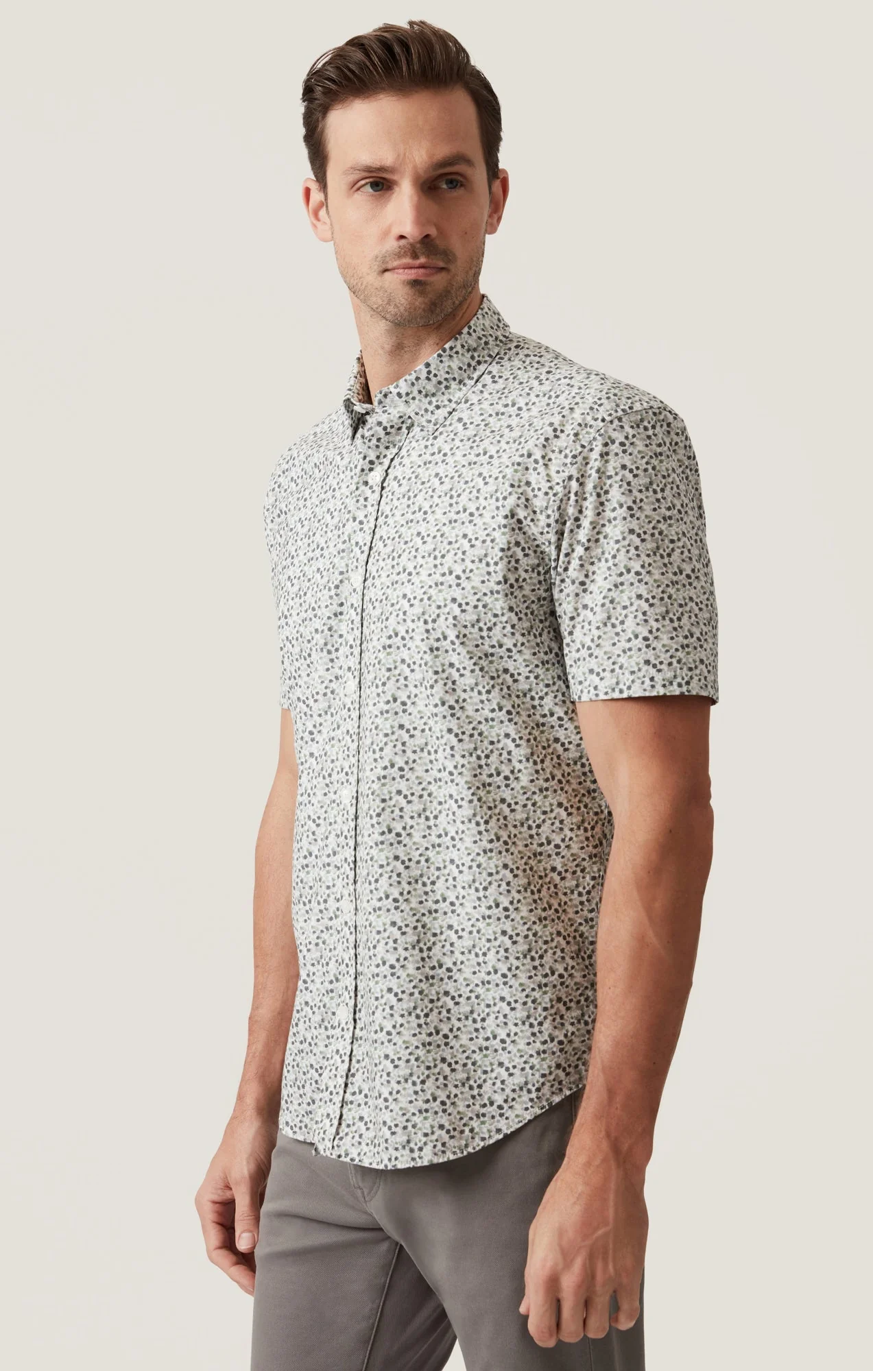 34 Heritage Grove Short Sleeve Shirt Olive - Image 4