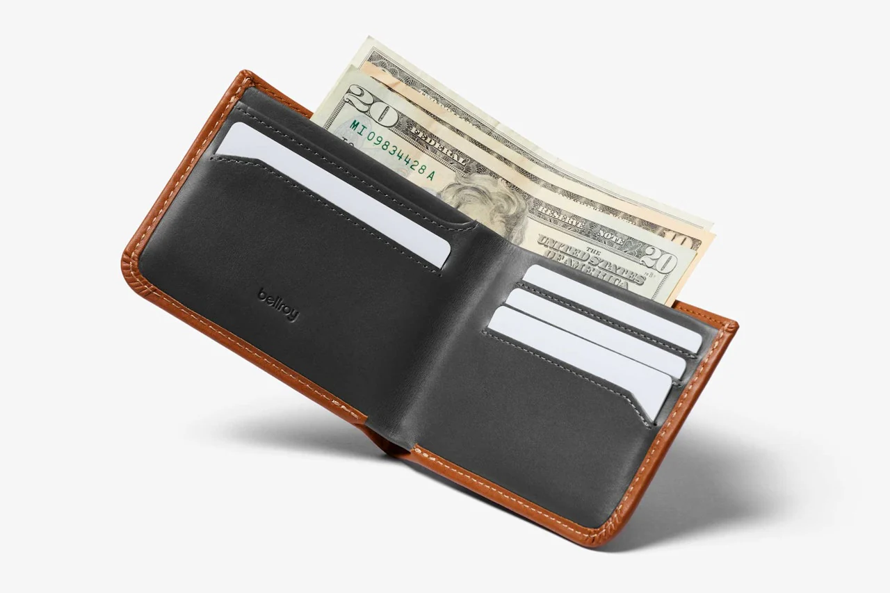 Bellroy Hide & Seek Lo - Caramel - Image 3