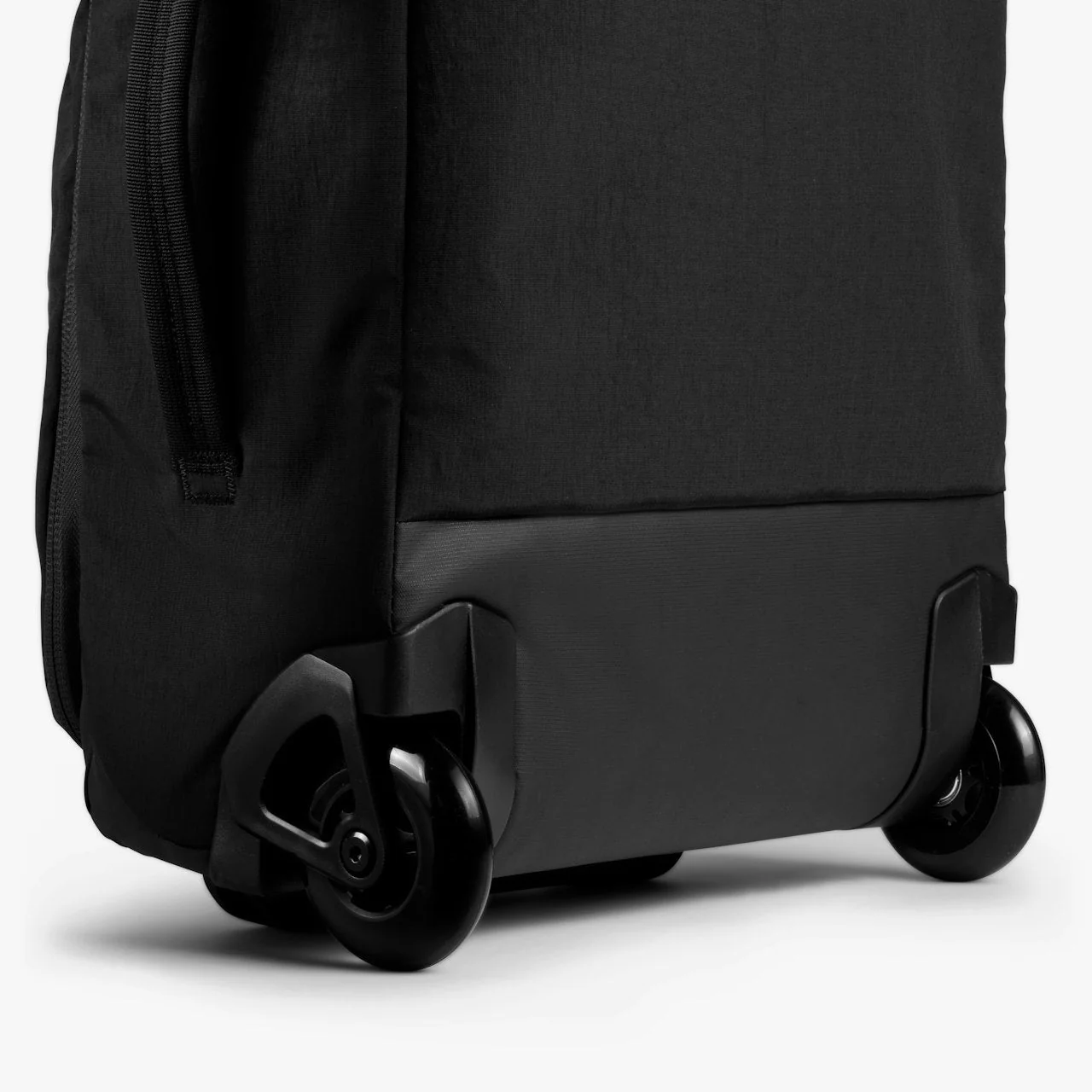 Bellroy Lite Carry-On Luggage Black - Image 11