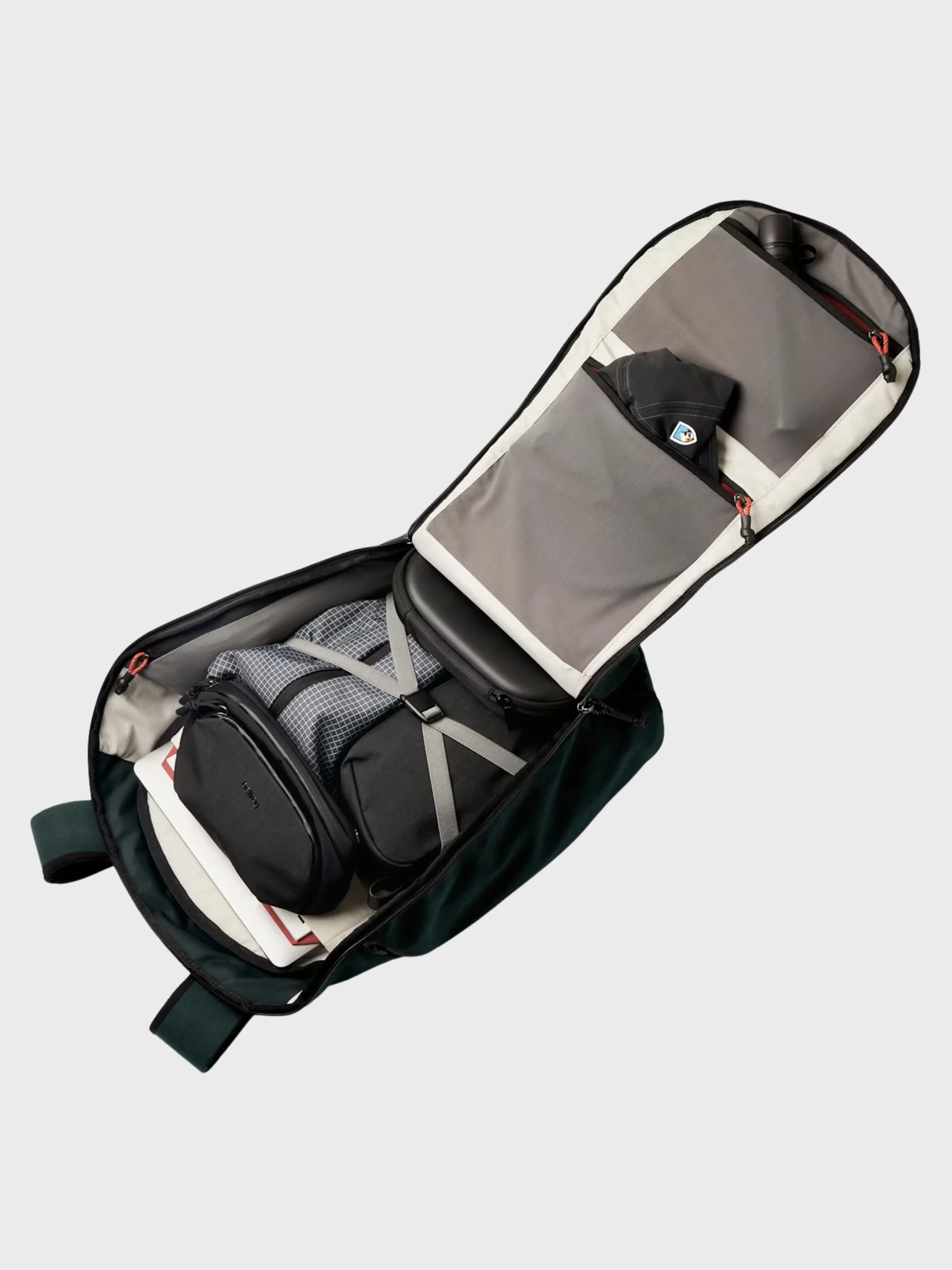 Bellroy Venture Travel Pack 26L - Deep Ocean - Image 2