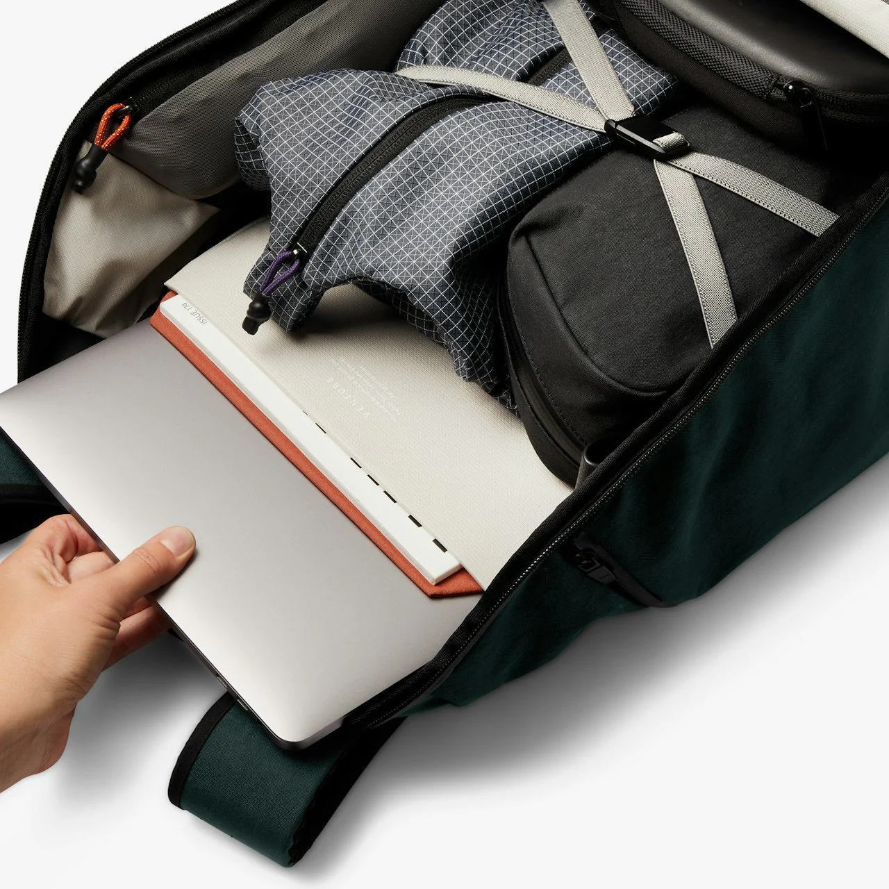 Bellroy Venture Travel Pack 26L - Deep Ocean - Image 5