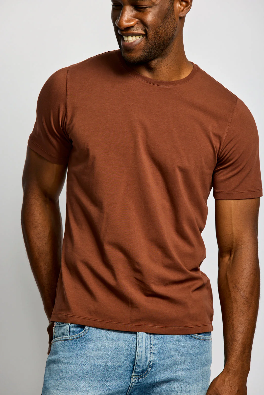 Easy Mondays Crew Neck Chocolate - Image 4