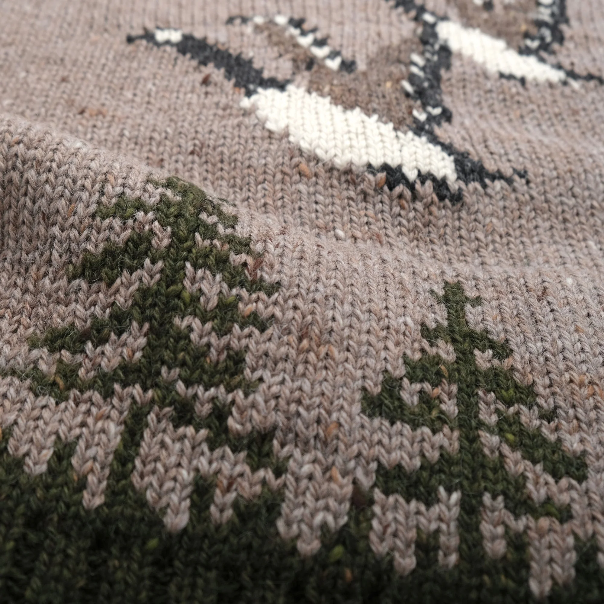 Outclass Zip Cardigan - Goose Motif - Image 8