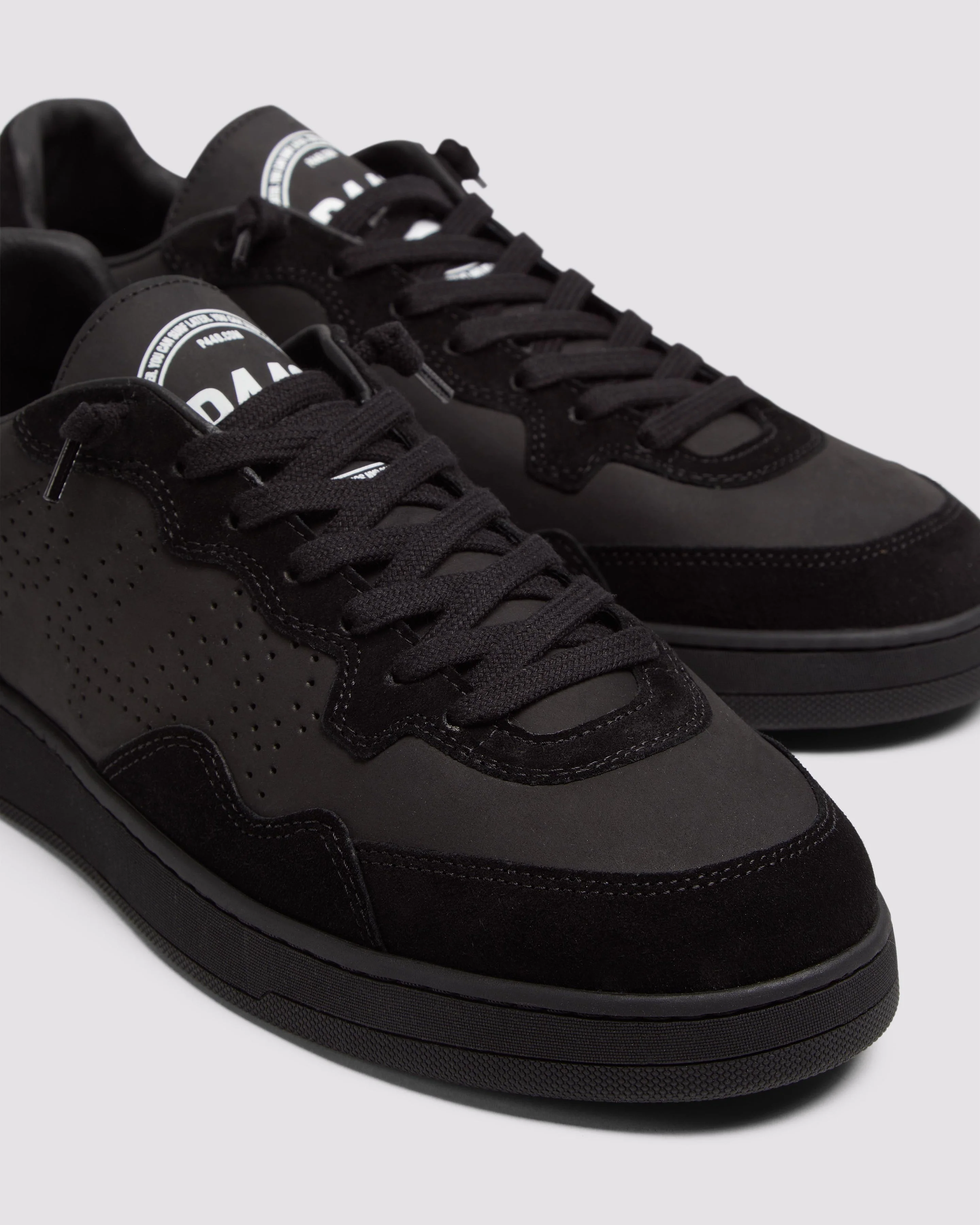 P448 The Vert Sneakers - All Black - Image 4