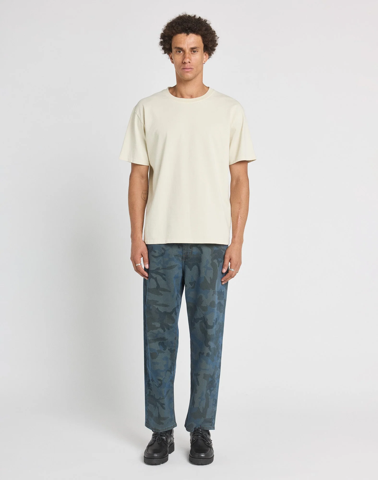 Pullin Relax T-Shirt - Bone - Image 4